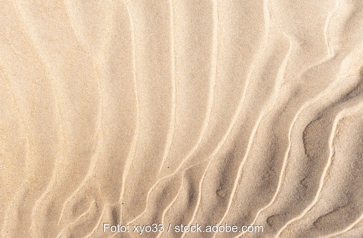 Wellen in Sand - das Medium eignet sich gut als Hochtemperatur-Wärmespeicher